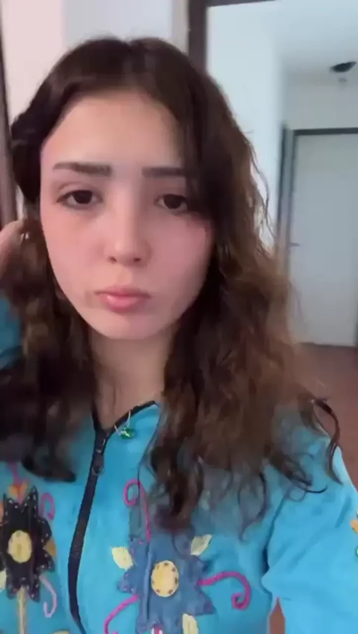 My room is a bit messy but do you still happen to like my room i 