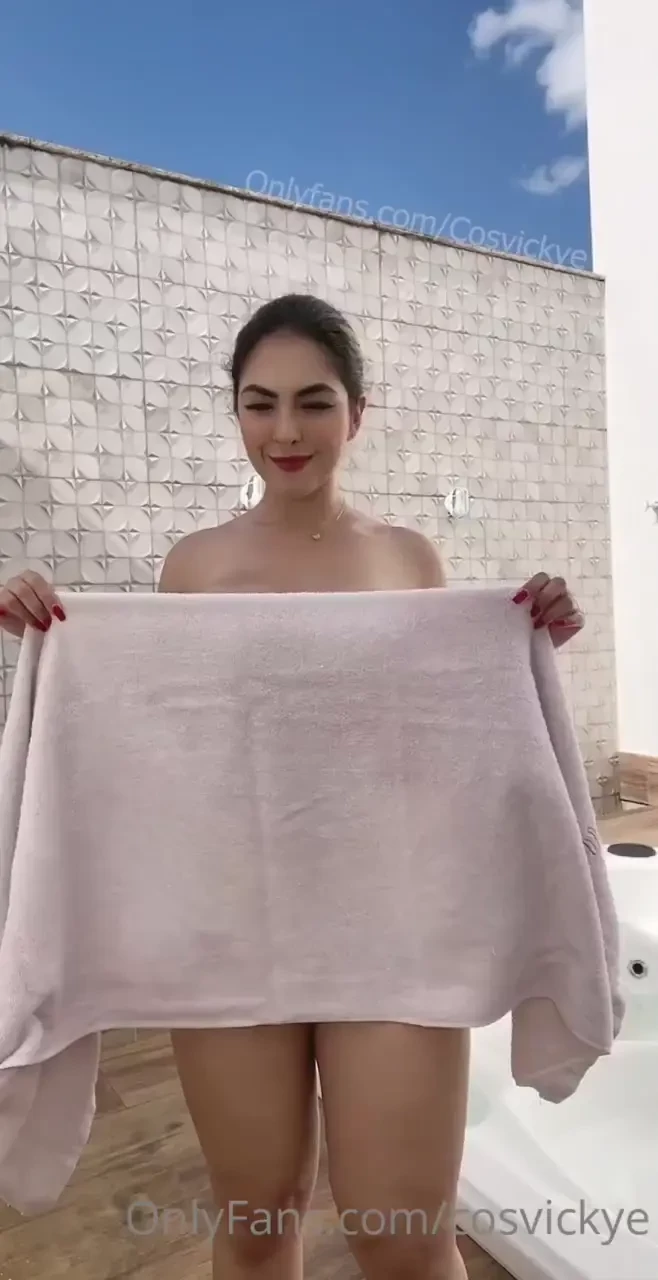 Tiktok give me pleasure by liking my post 