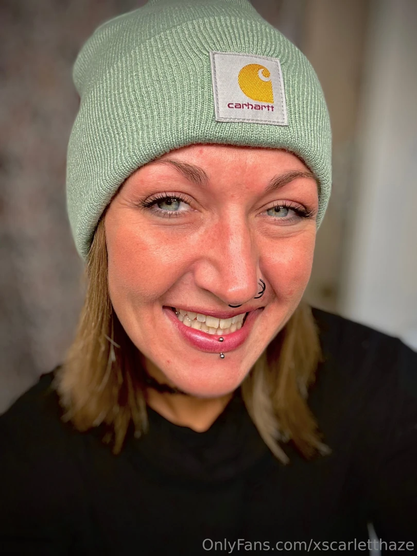 I think my eyes match my beanie what do you think 