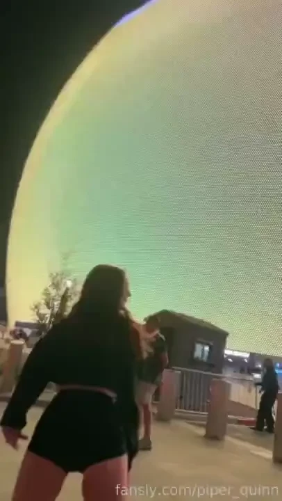 Flashing at sphere by night w nakedbakers and flashingemma public part 2 