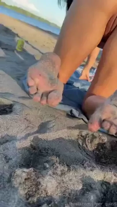 Do you like sandy toes 