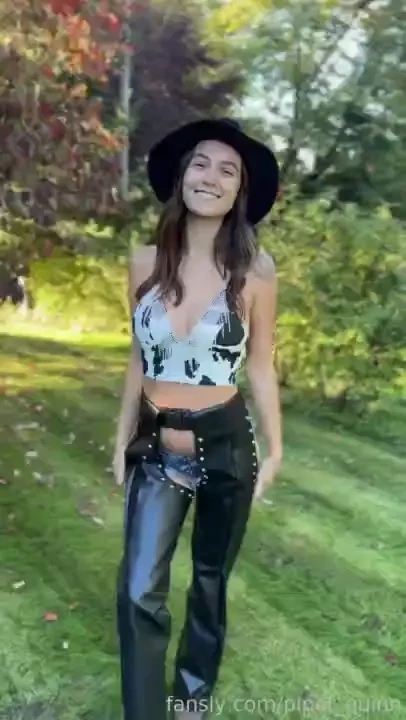 Yeehaw happy halloween make sure to check your dm for my first ever part 1 