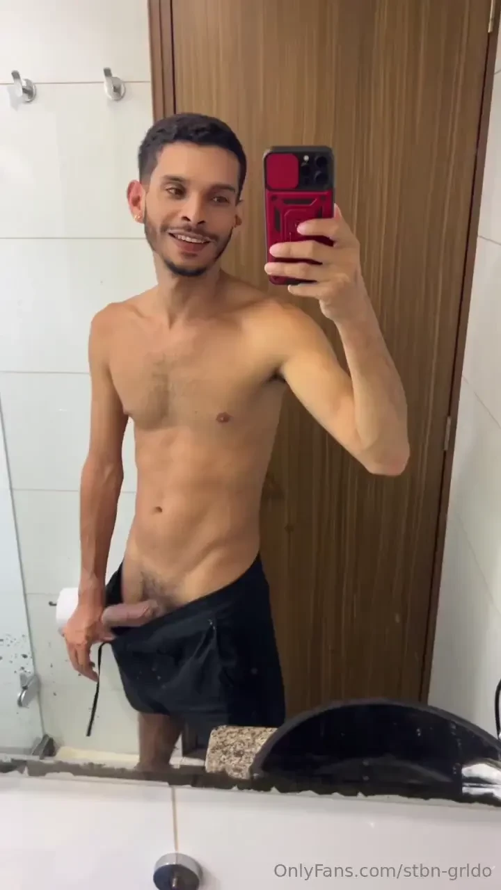 Que paja tan chimba la que me acabo de pegar frente al espejo me saqu 