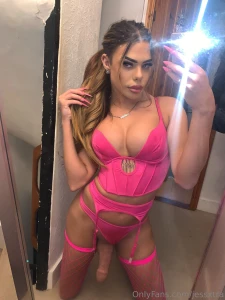 Watch the full solo vid of me in this pink outfit cumming on myself