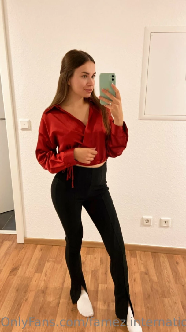 Heychellyhey hello i m chelly an inexperienced girl with polish roots part 4 