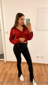 Heychellyhey hello i m chelly an inexperienced girl with polish roots part 4