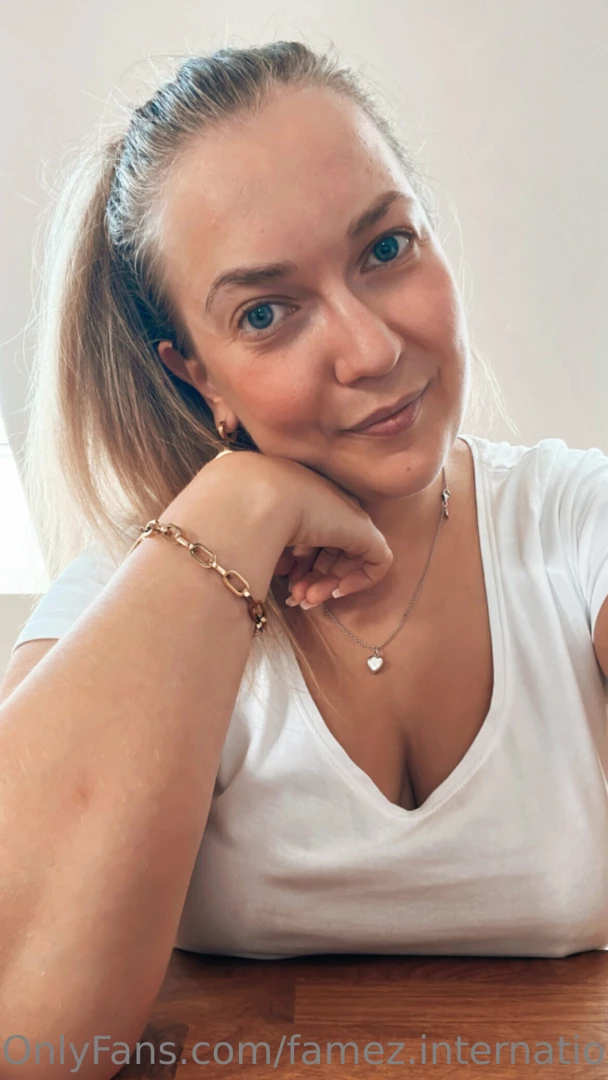 Dominikavenus hey my dear i m dominika and i m currently studying part 9 
