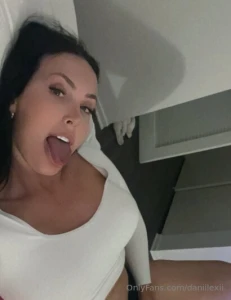 What s it called when you love sucking on things an oral fixation yeah part 6