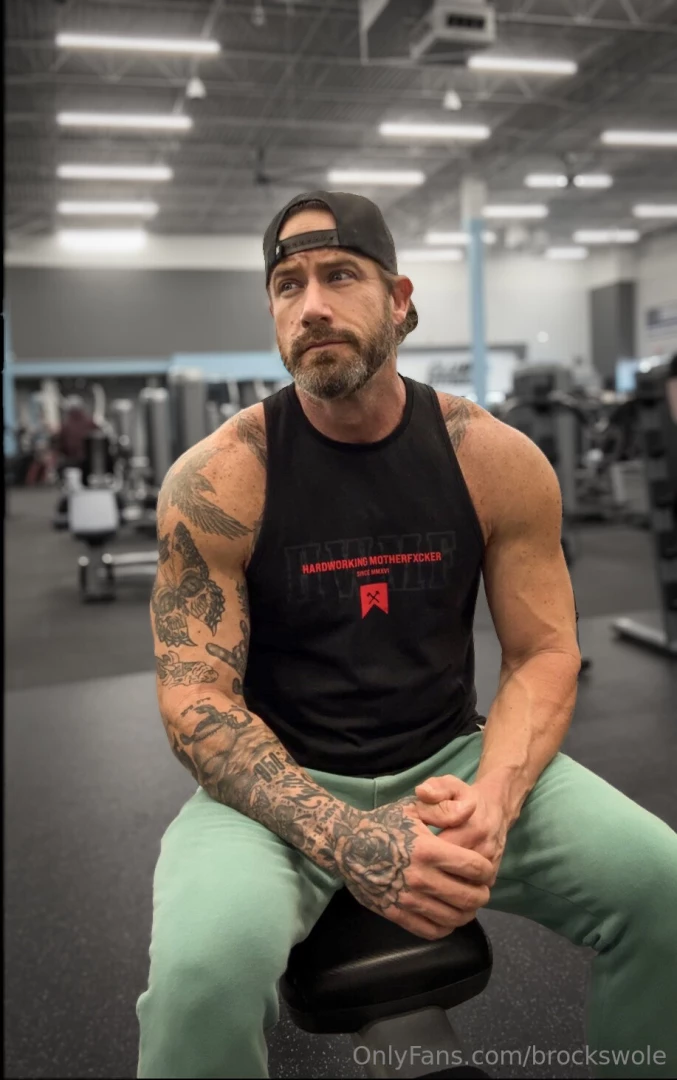 Wanna come lift with me then hit the shower after 