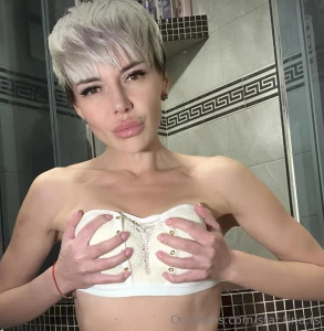 Hi my friend karinasnowwhite created her onlyfans today she is so hot part 183