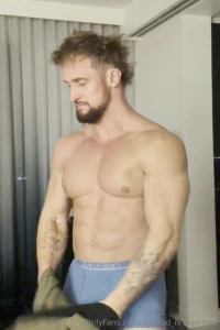 Did ya ll know i used to be a stripper part 1