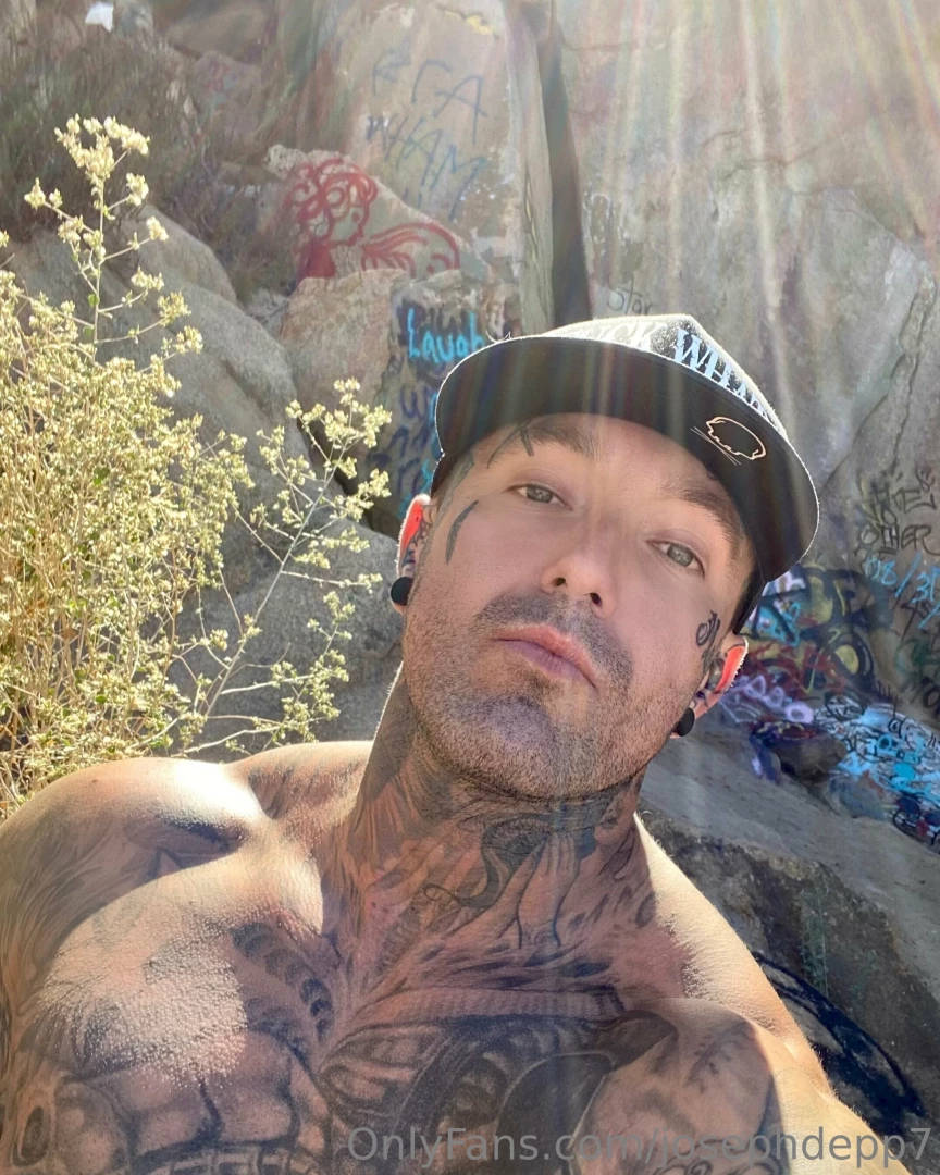 Have a great tuesday guys working on a new video today and tomorrow 