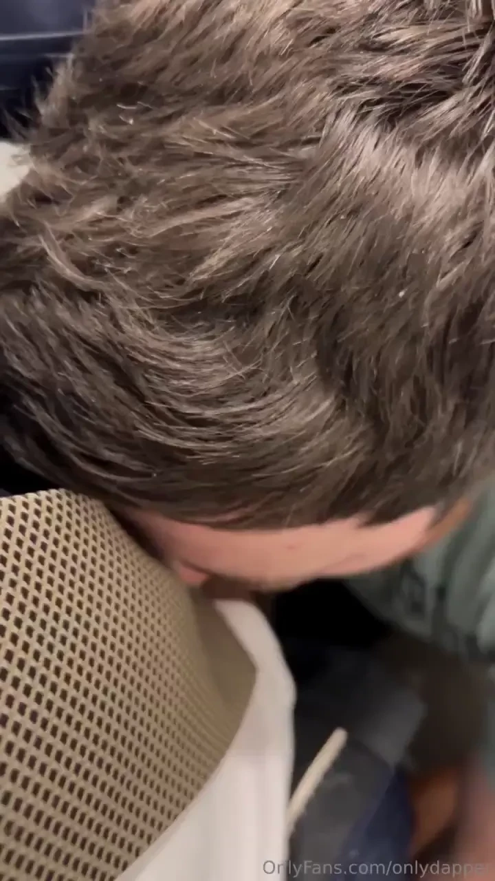 Throwback to the end of locktober my fiances chased me from the stairs part 2 