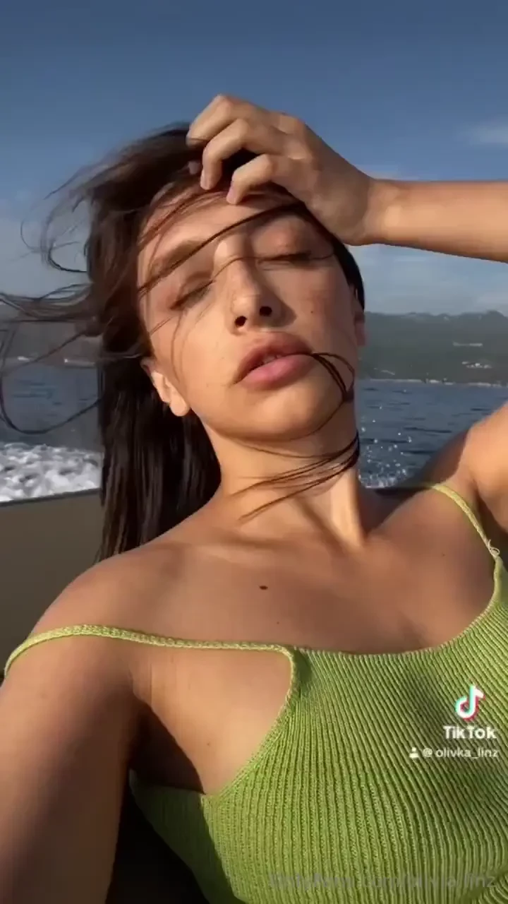 Tip for me to go back to the sea and make more hot videos with such 