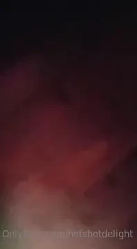 Founded 2 old videos when i was 18 when i cleaning my phone 