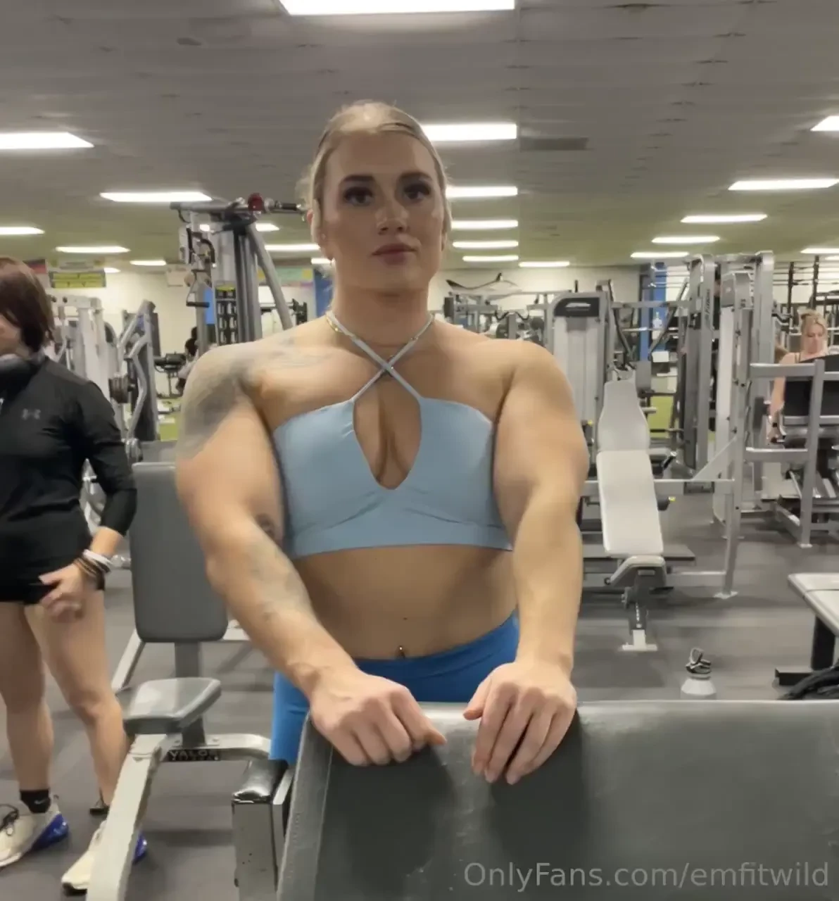 Trying to get my arms big and juicy 