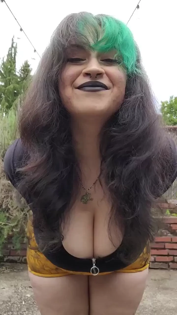 Showing off in the back yard p 