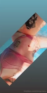 Hace calor ven s a la piscina conmigo