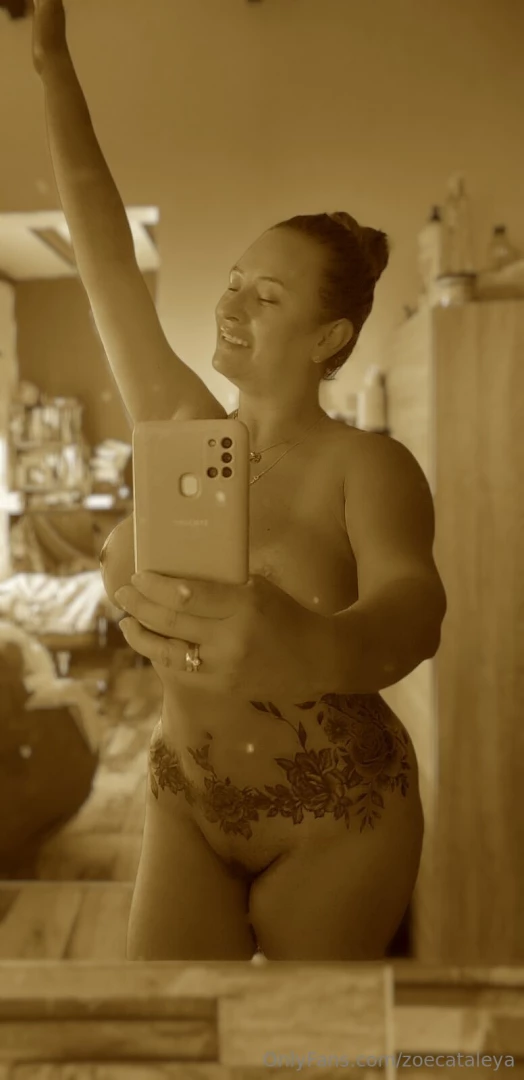 Reci n salida de la ducha y en sepia 