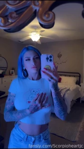 Bra no bra no bra no shirt dildo ass pussy tattoos bluehair