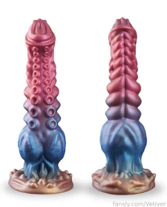 Someone just gifted me this from my throne wishlist i can t wait