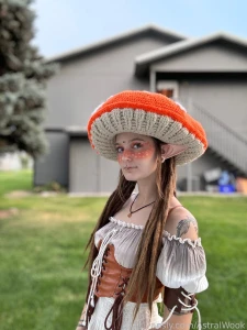 I was thinking of changing my fansly set up a lil bit getting rid of