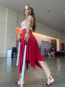 Anyone here go to con