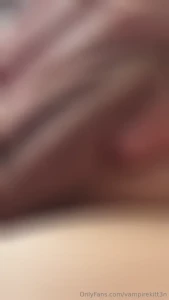 Squeezing my pussy for u p up-close video of me pressing my pussy lips
