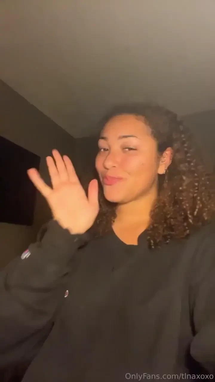 I came so hard i electrocuted myself yall what the fuck this storytime 