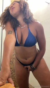 Stripping down amp playing with myself in the shower tip 18 under this part 1