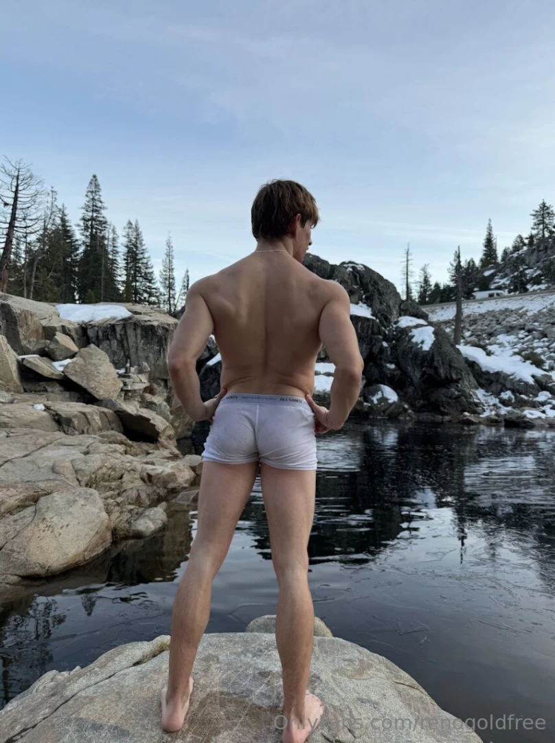 Your favorite wet buns 