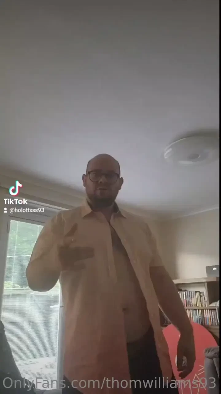 Enjoy a lil private dance 