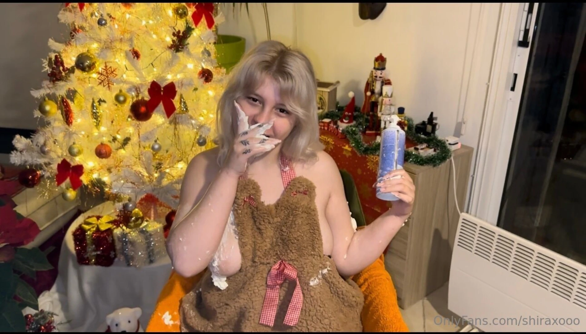 Creamy christmas bear part 1 