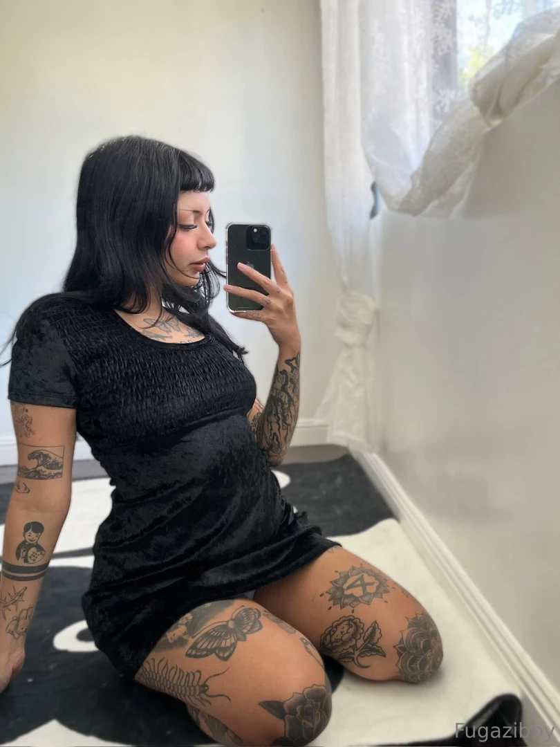 Little black dresses gt gt 