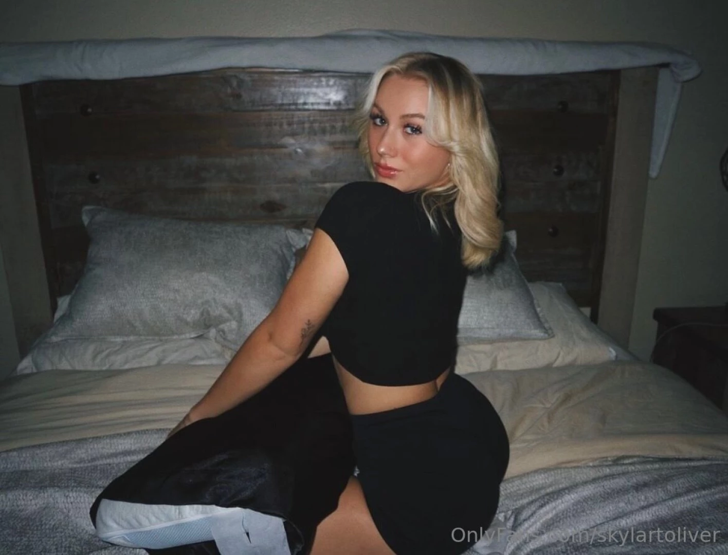 I made my bed so we can make it messy again 