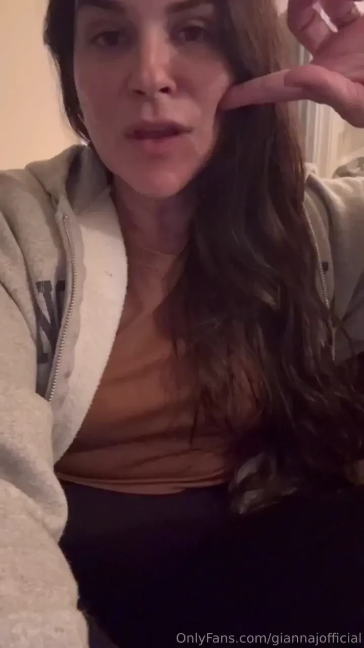 Happy hump day this week i decided to share my inner monologue with 