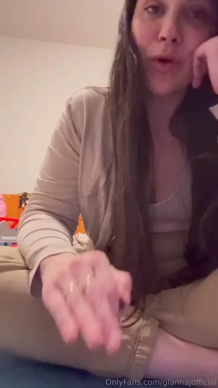 Oh hi there don t mind me- just a mom doing you know mom stuff hehe 