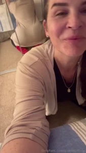 Just a grown ass woman tryna get one in before my parents get home
