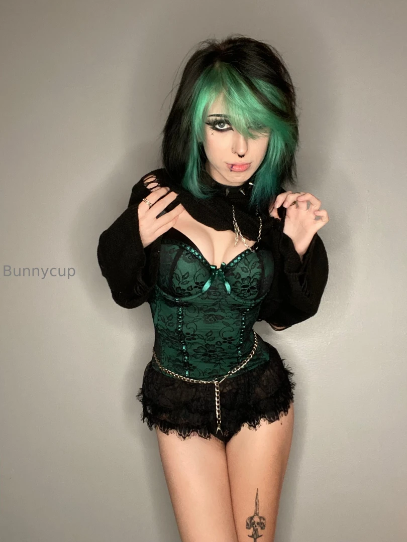 I heard you like girls who look like your childhood crush 