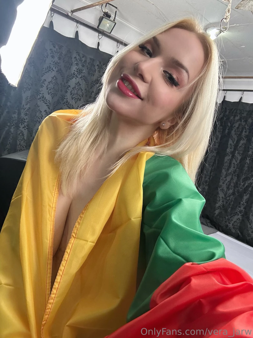 Do you want to see more or should i leave you wanting more 