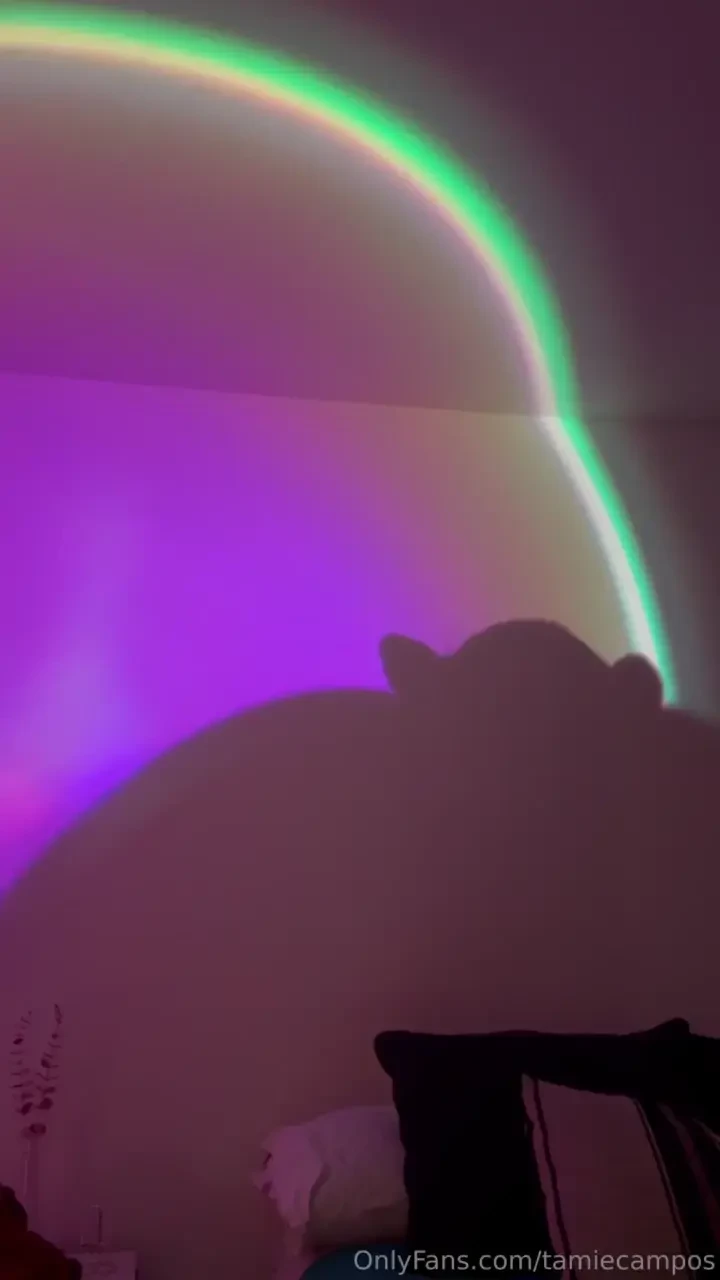 Te gustan las gatitas d jame un regalito si quieres verla 