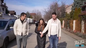 S mb t sear ne vom aventura n lumea bdsm-ului ntr-un episod n care