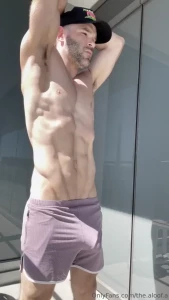 Last morning in vegas so last chance for some exhibitionism here how