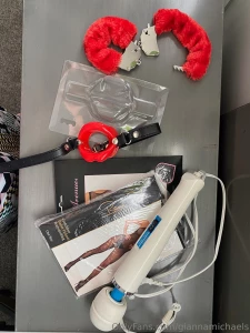 Your person closes the door and has this laid out what do you say best