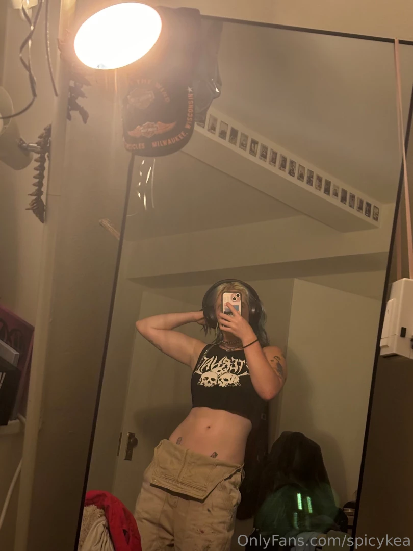 Throwback to when i was consistently working out before school started part 1 