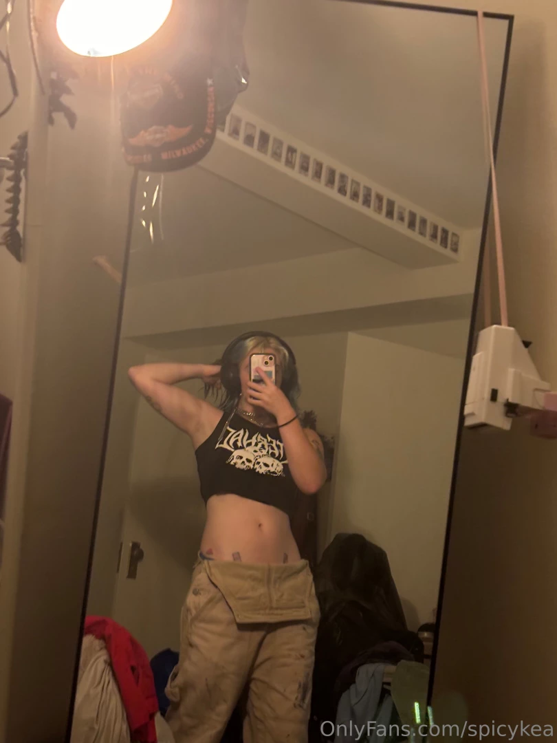 Throwback to when i was consistently working out before school started 