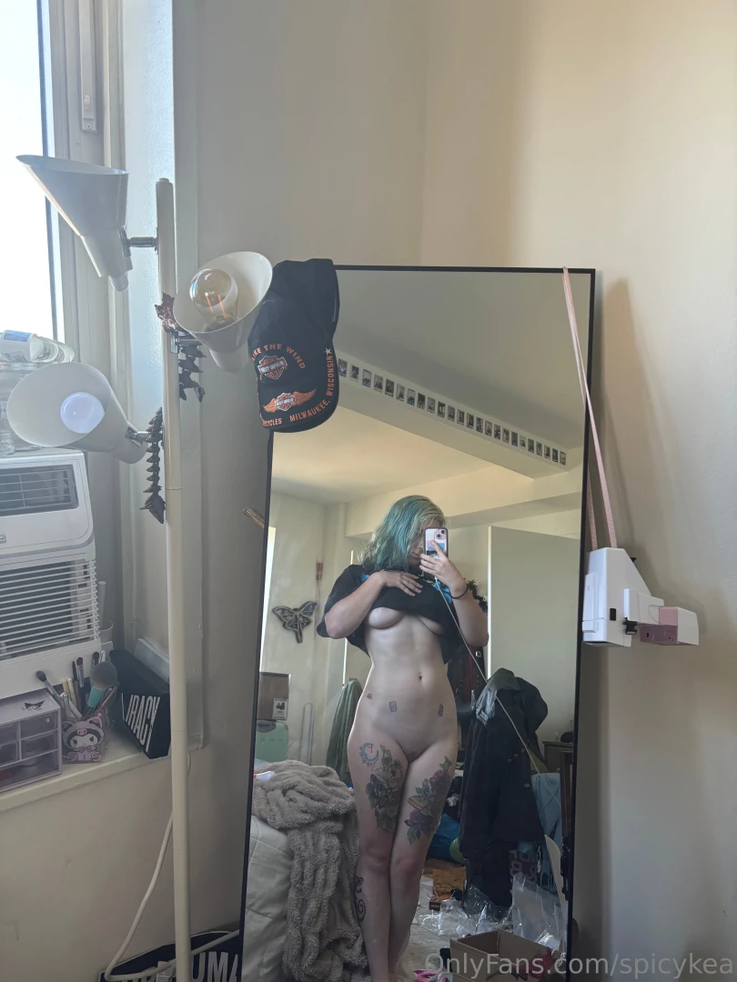 Was trying to do poses for body studies 