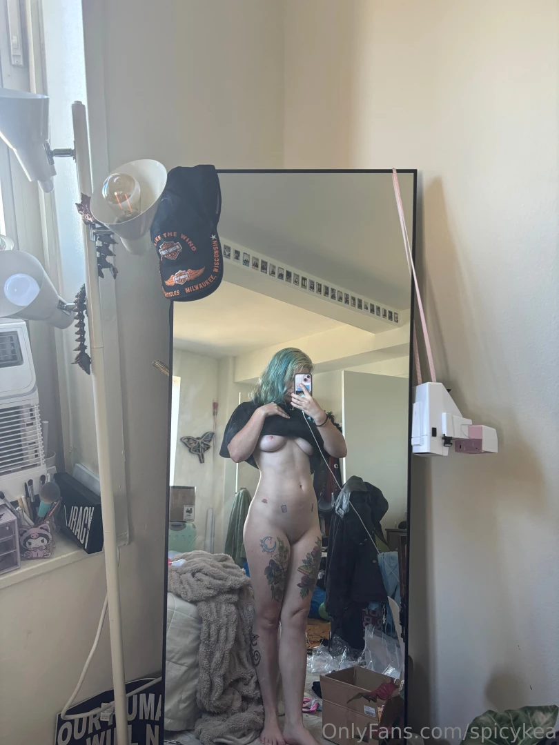 Was trying to do poses for body studies part 2 