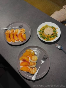 Starting your morning with your best friends and a delicious breakfast