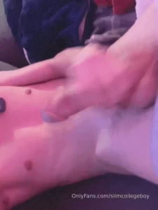 Playing with my floppy 3rd leg send a tip to see me squirt my cum all